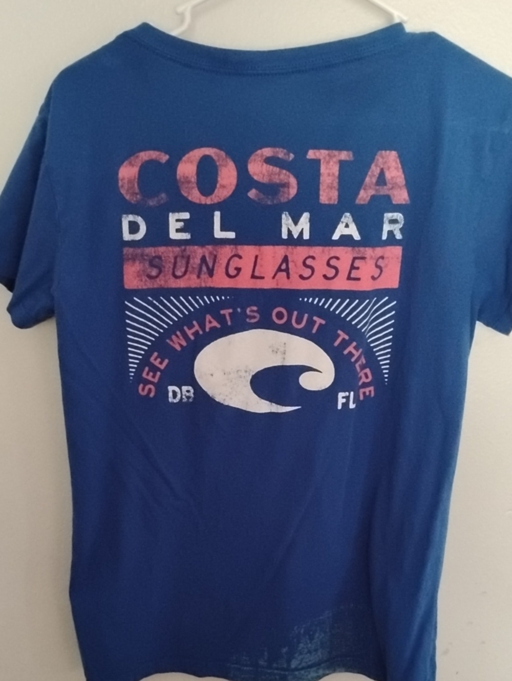 Costa Blue Short Sleeve Graphic Tee with Coral Accents